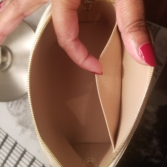 ***SOLD*** Authentic Louis Vuitton Cosmetic Pouch - Picture 14 of 16